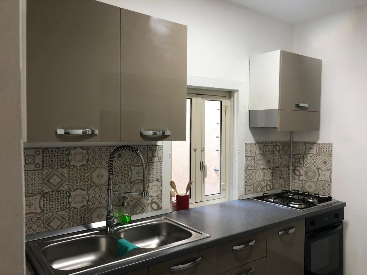 City Center Apartment Da Felu Palermo Eksteriør billede